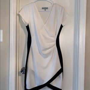 Short white & black dress